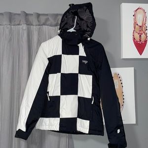 Black/White Geometric Checkered Orage Ski
Jacket Winter Coat with hoodie…